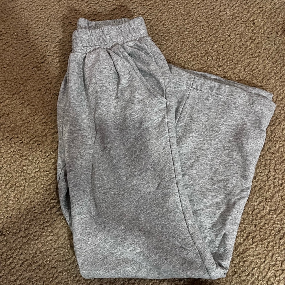 sweatpants